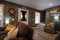 Building Photo - 644 Gladdens Creek Rd