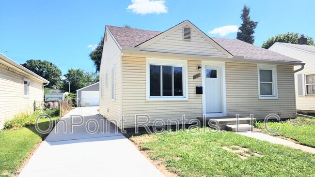 Building Photo - 7873 Syracuse St