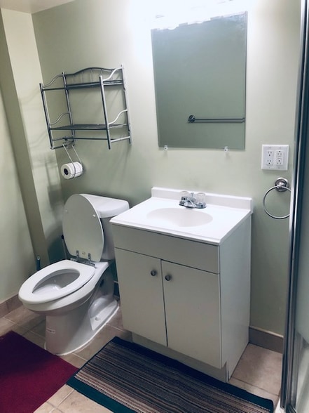 Building Photo - 21727 Hidden Rivers Dr N