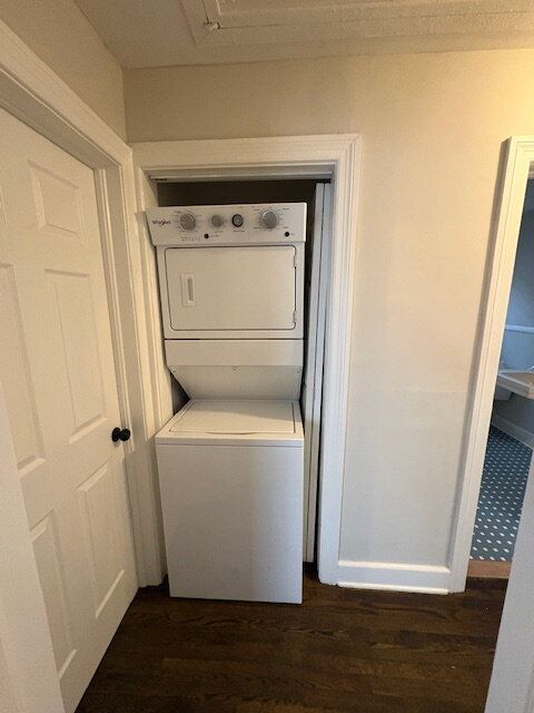 Building Photo - 101 Lakewood Dr