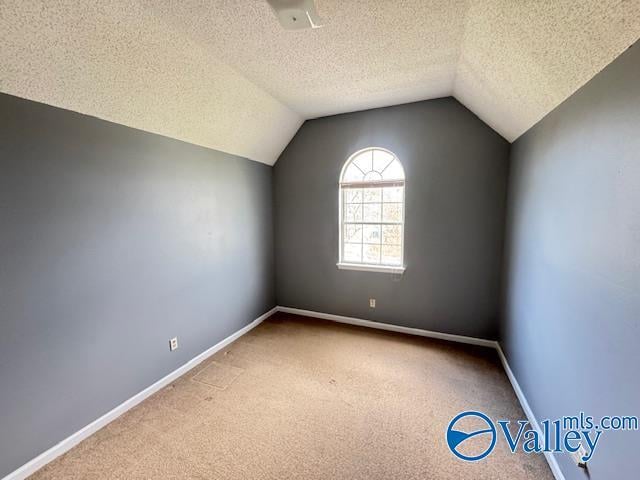 Building Photo - 2604 Autumn Ridge Dr SW