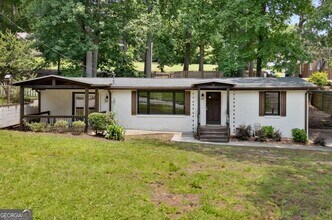 Building Photo - 119 McBee St