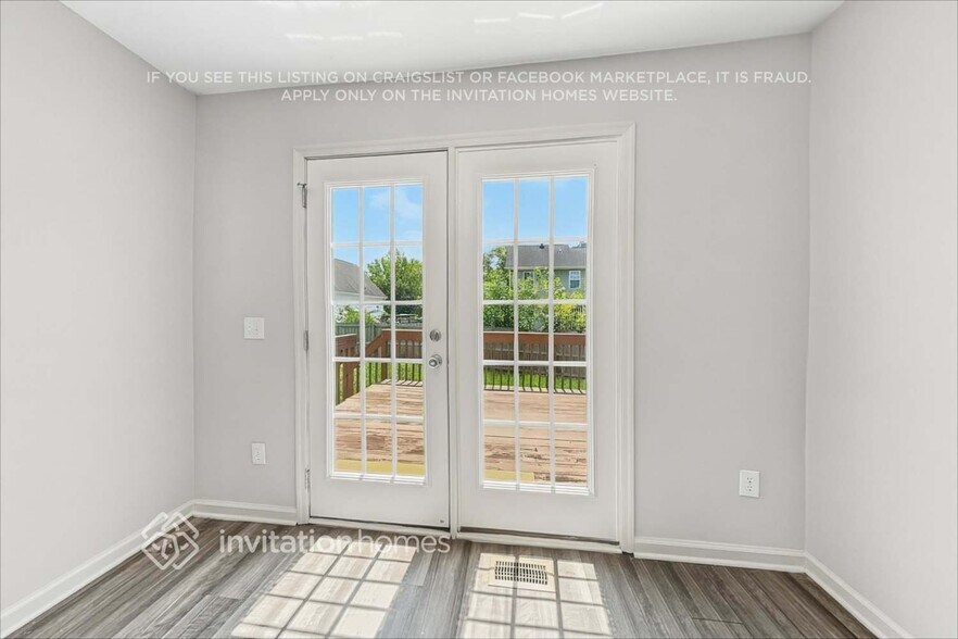 Building Photo - 4428 Moss Spring Dr
