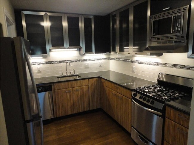 Building Photo - 3311 Speedway