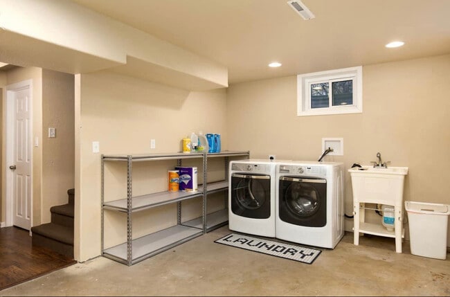 Building Photo - 2720 2nd Ave N