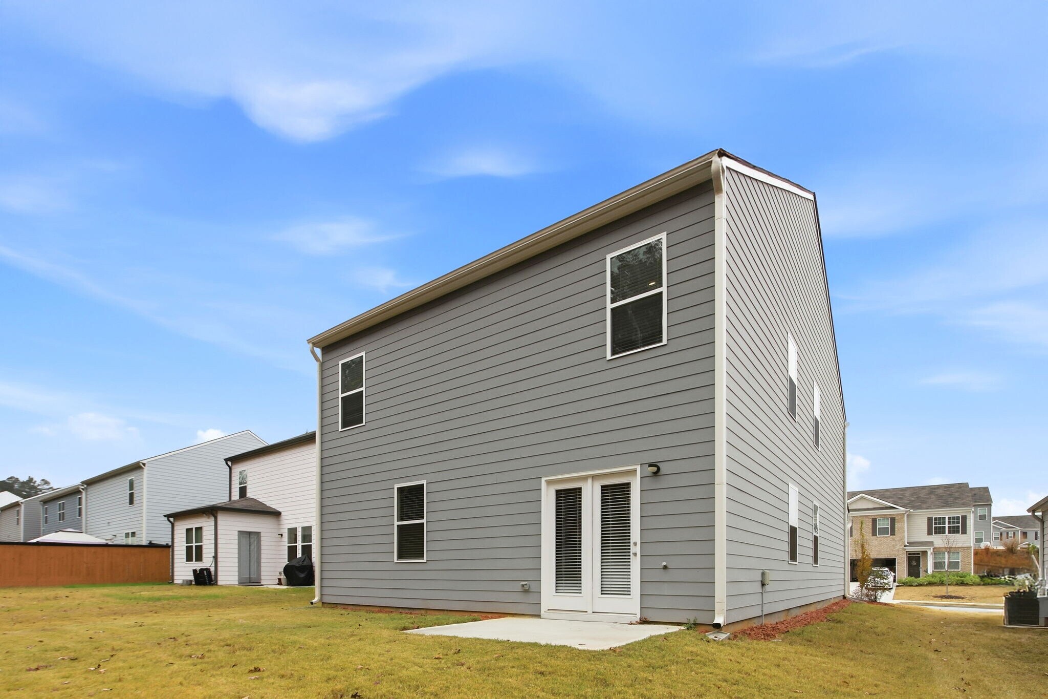 Building Photo - 8279 Bluewater Dr