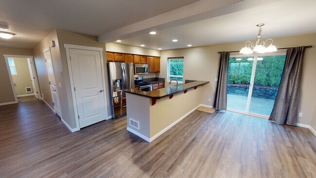 Building Photo - Navy Yard City 3 Bedroom Available for Ren...