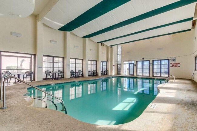 Building Photo - 2500 N Ocean Blvd