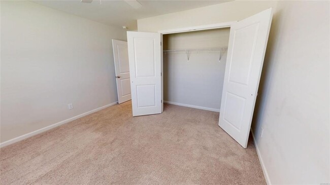 Building Photo - 172 Laila Wy