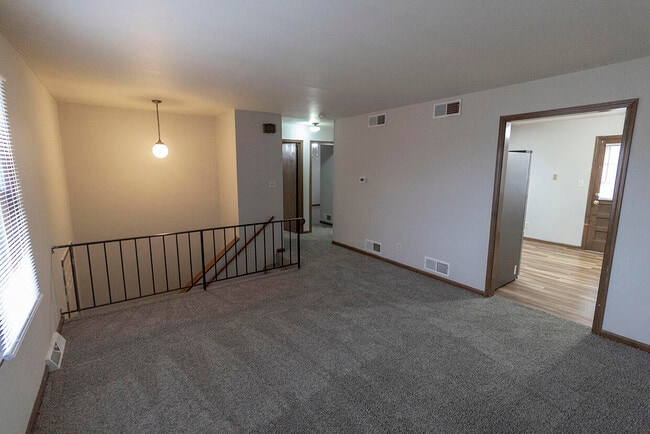 Building Photo - 4467 Santa Anna Dr