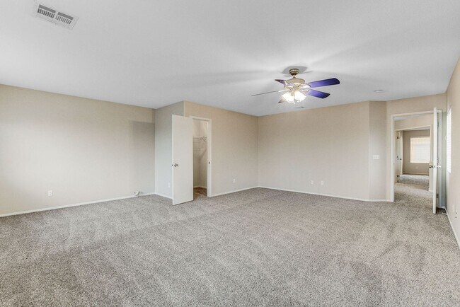Building Photo - 2 Story 4 bedrooms 2.5 Bathrooms 2 car garage.