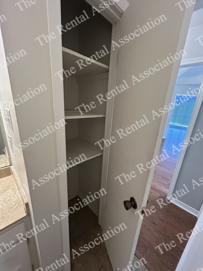 Building Photo - 103 Liner Dr