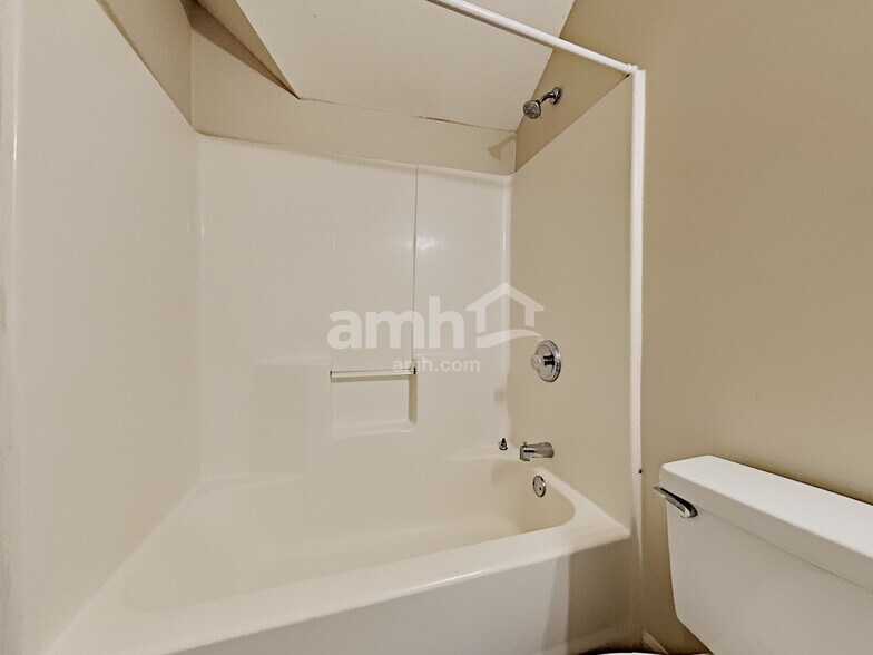 Building Photo - 4089 Dresden Ct NW