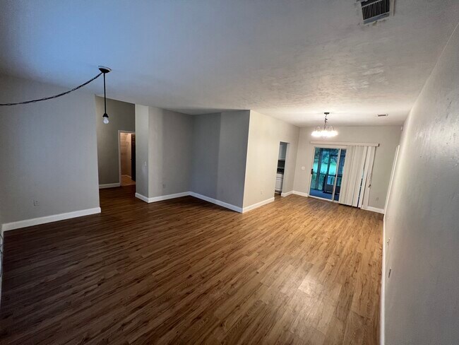 Building Photo - 813 NW 113th Terrace