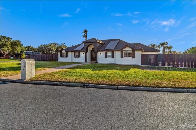 Building Photo - 2318 Flushing Meadows Dr