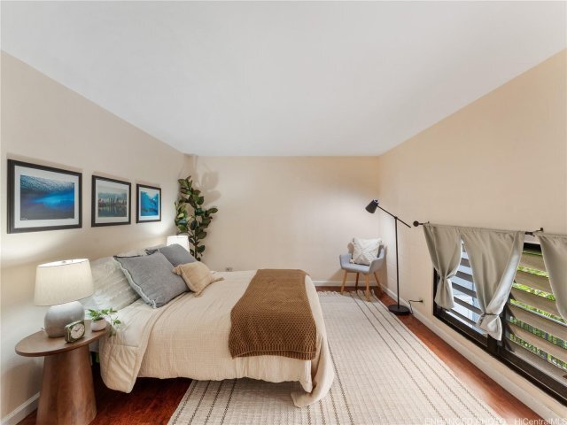 Building Photo - 1541 Dominis St