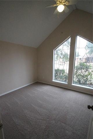 Building Photo - 4108 Mesa Dr