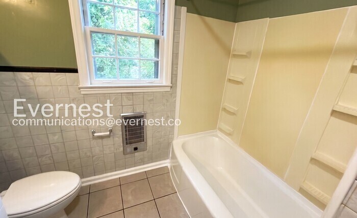 Building Photo - 3203 Alta Vista Dr