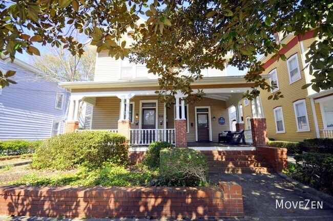 Building Photo - 111 Church St