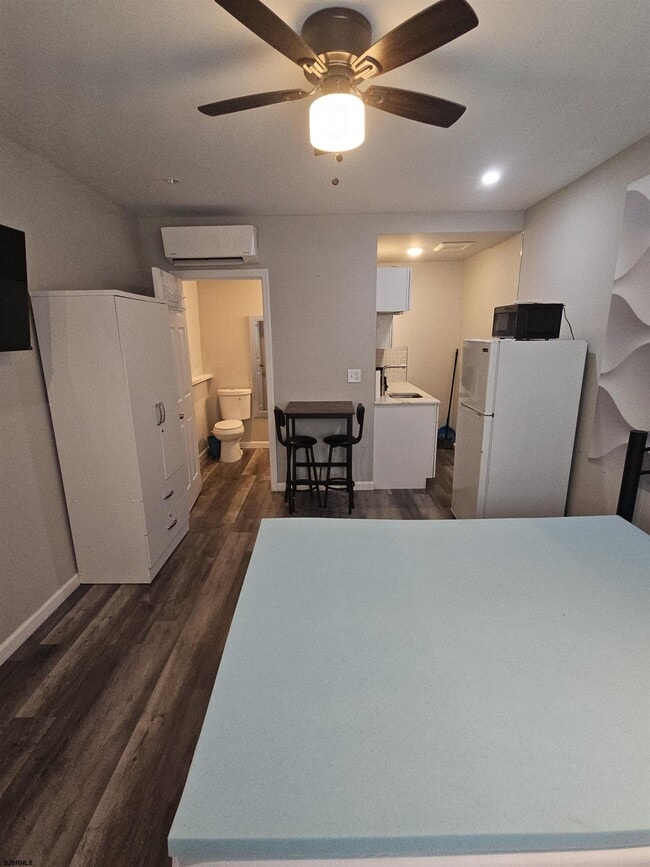 Building Photo - 3501 Pacific Ave