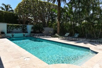 Building Photo - 118 Seaview Ave