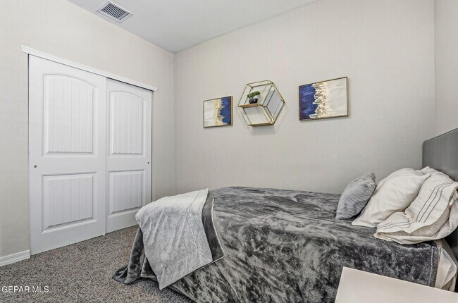 Building Photo - 261 Penbridge Pl