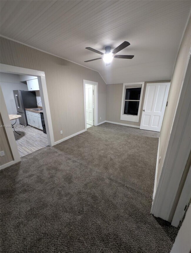 Building Photo - 700 Boston Ave