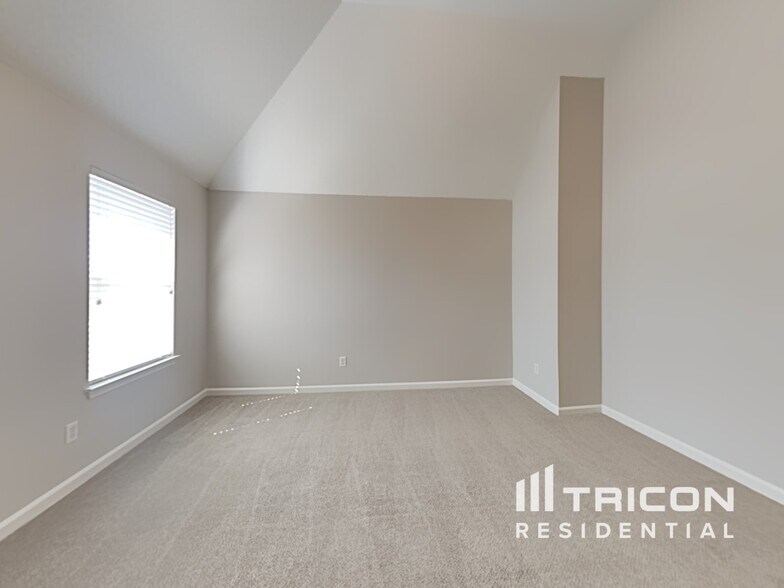 Building Photo - 1108 Setter Trce