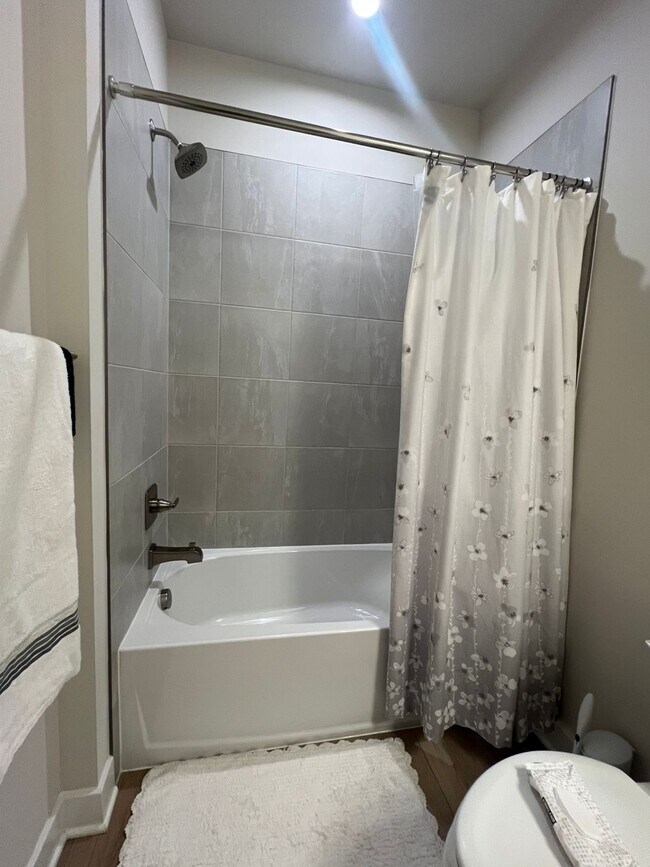 Building Photo - 6655 Citory Way