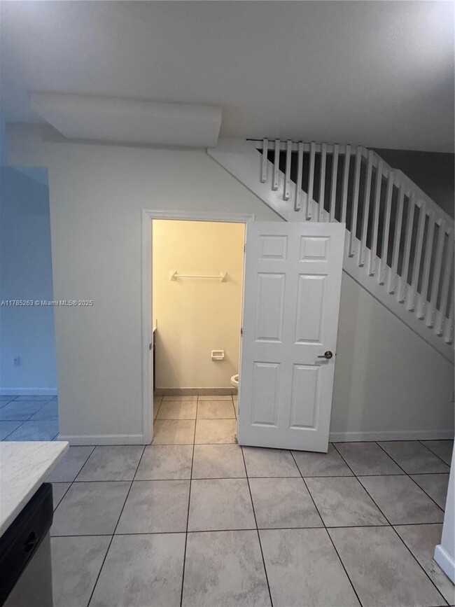Building Photo - 11422 SW 250th St