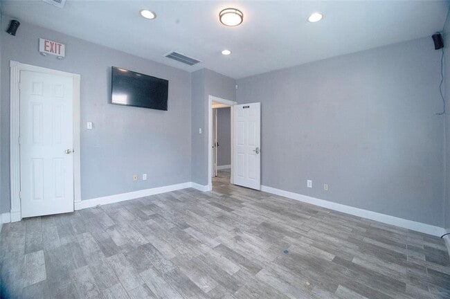 Building Photo - 10430 FM 1097