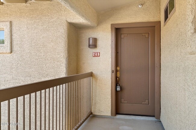 Building Photo - 9100 E Raintree Dr