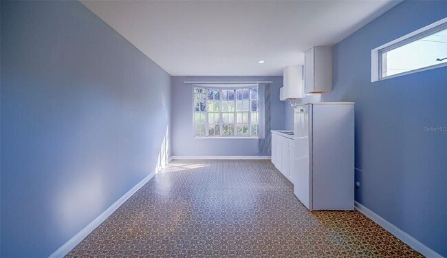 Building Photo - 1501 NE 57th St