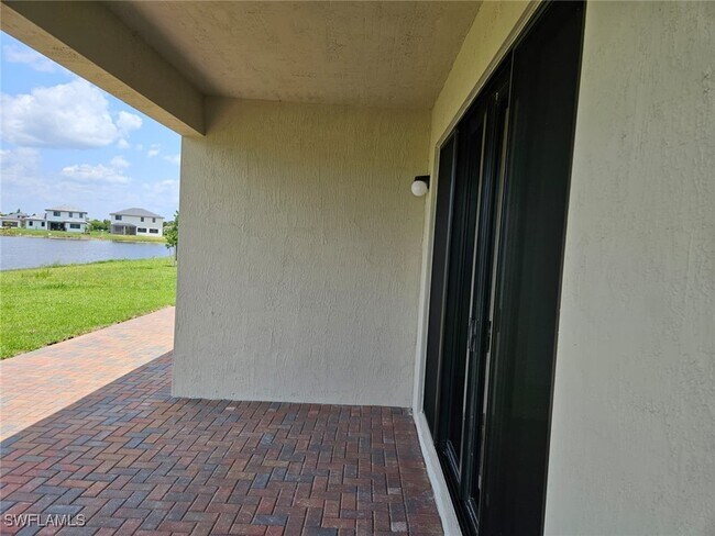 Building Photo - 5265 Lamone Ln