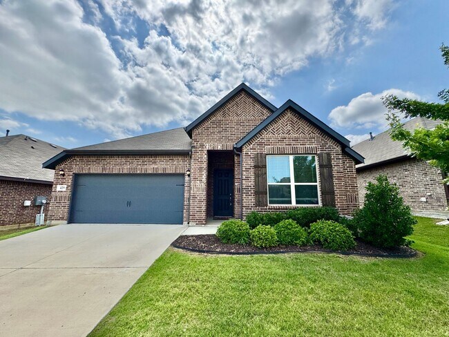 Building Photo - Argyle ISD! 3 Bed 2 Bath Home in PERFECT Location