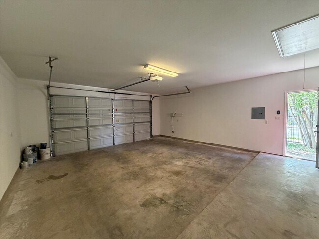 Building Photo - 5101 Avenue H