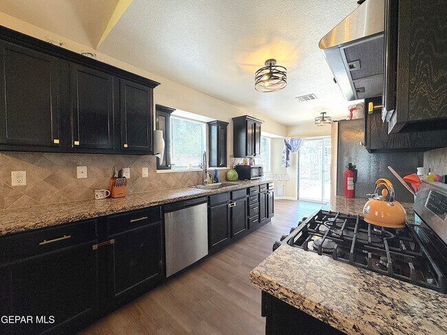 Building Photo - 14309 Desert Orchid Dr