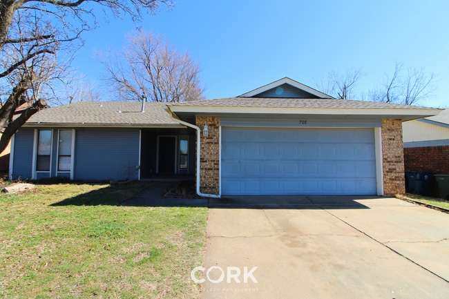 Building Photo - 708 Teal Pl