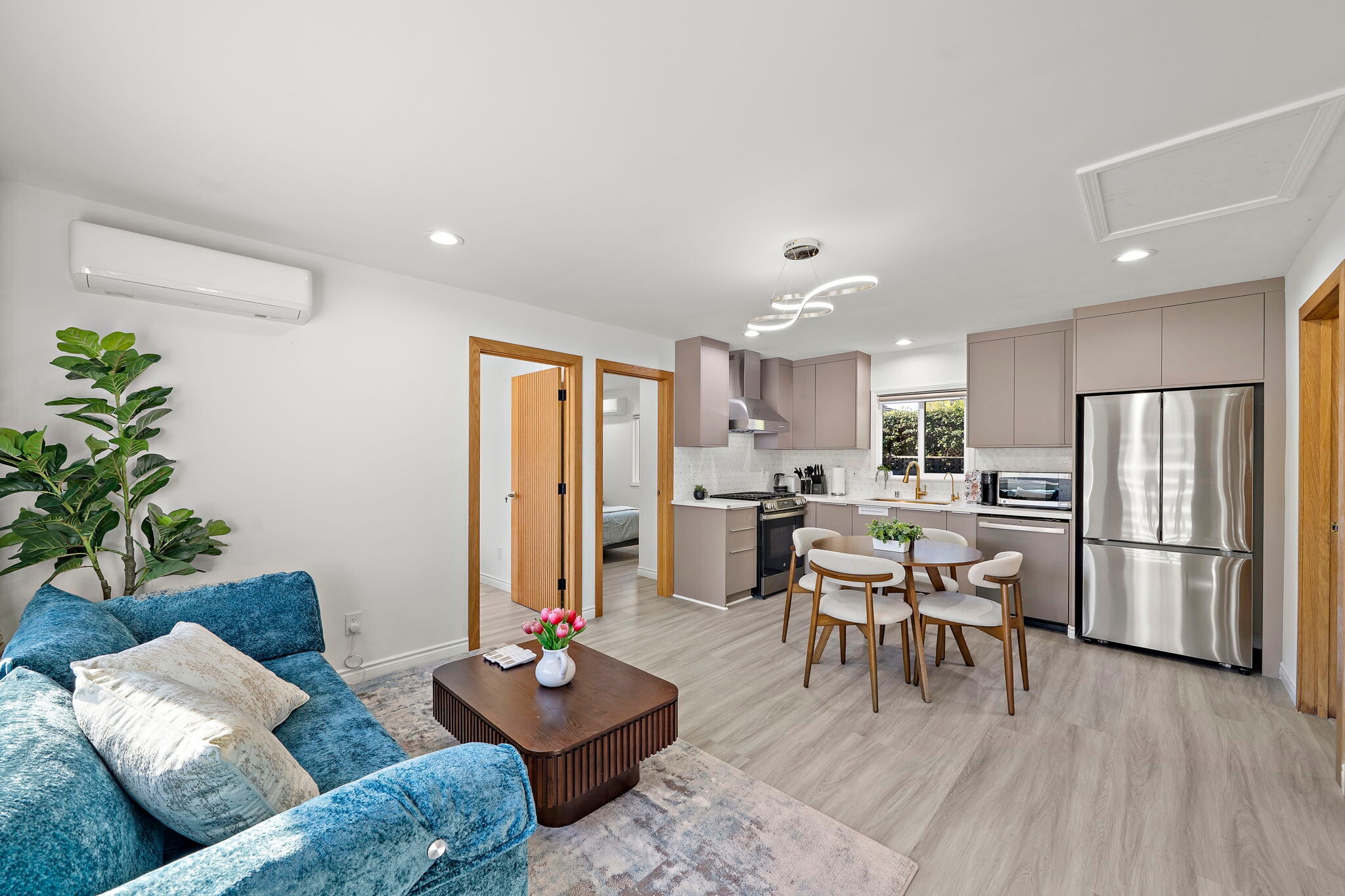 Building Photo - 5595 Heil Ave