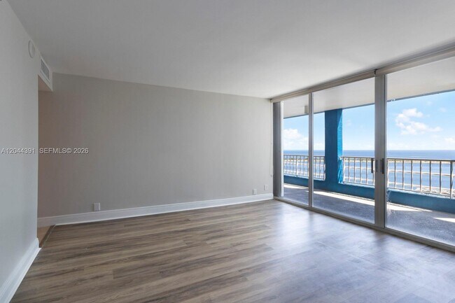 Building Photo - 1627 Brickell Ave