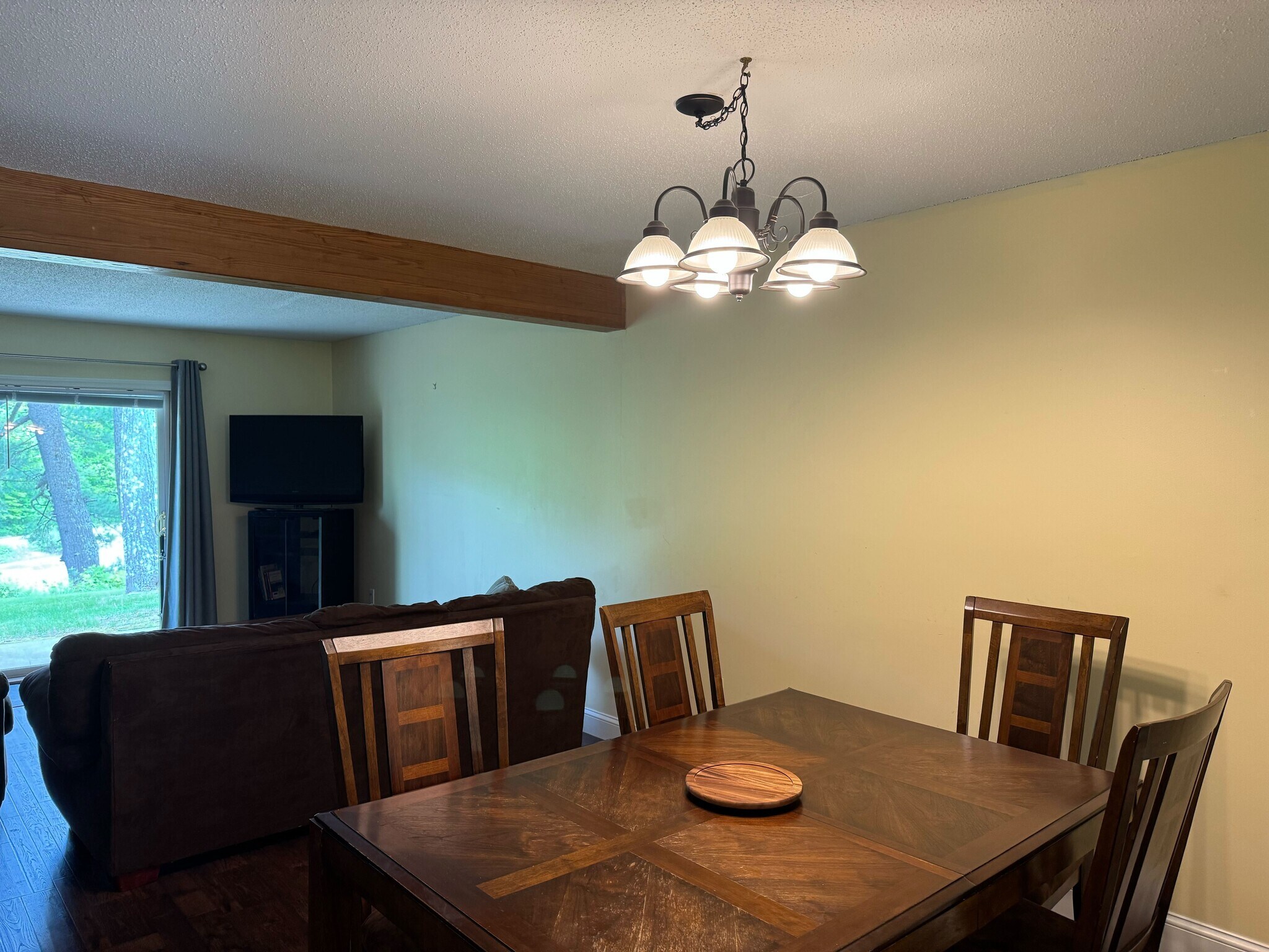 Building Photo - 56 Mountain River Ave