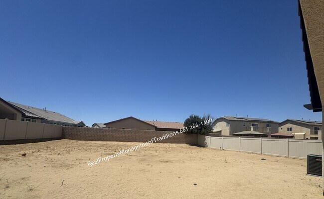 Building Photo - 8722 Tara Ct
