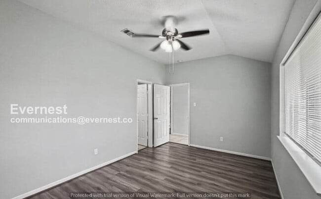 Building Photo - 8515 Lazy Brook Ln