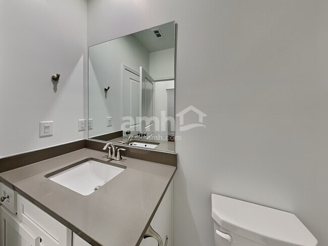 Building Photo - 4846 Pebble Bridge Wy