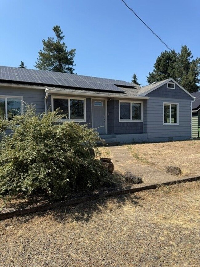 Building Photo - 1690 Longview Way NW