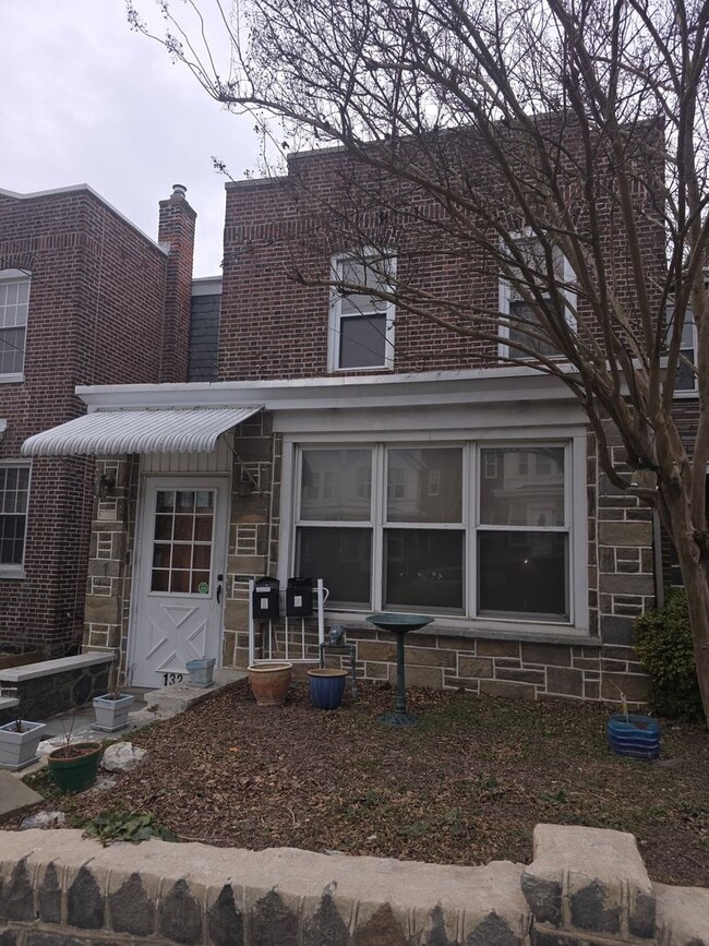 Building Photo - 1320 Linden St