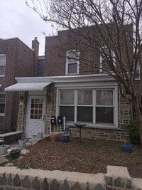 Building Photo - 1320 Linden St