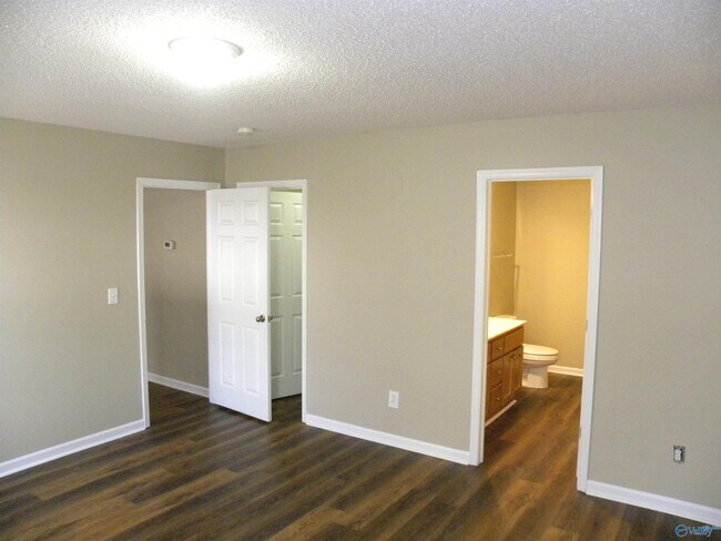 Building Photo - 308 Lena Cain Blvd