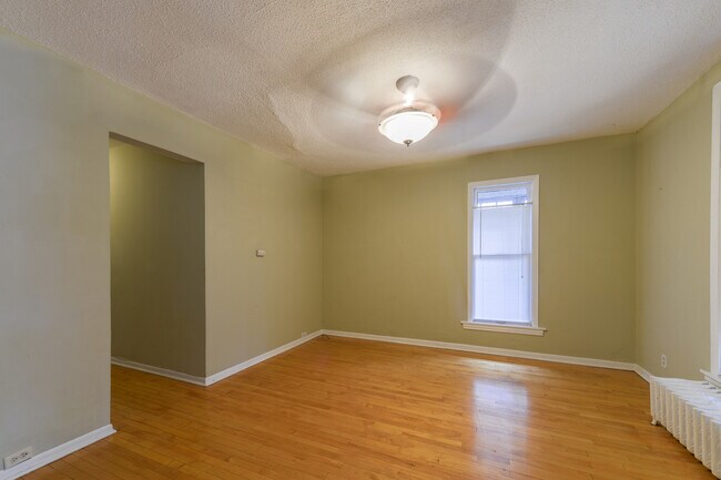 Building Photo - 4849 Vincent Ave S
