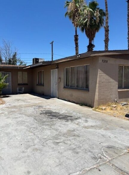 Building Photo - 1318 Rexford Pl
